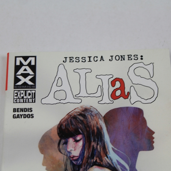 Jessica Jones Alias Volume 1 Comic Book - Picture 3 of 3